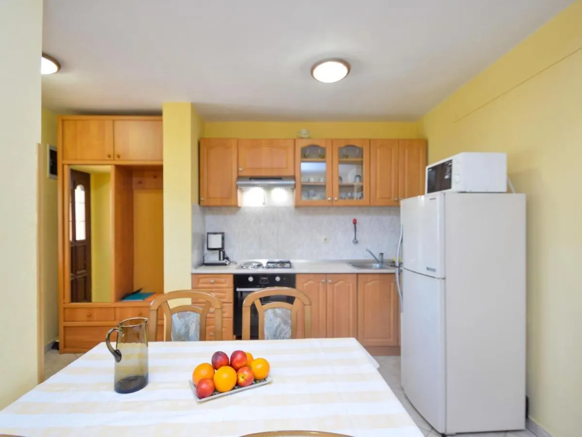 Holiday Home Laura - Pul470 By Interhome 普拉