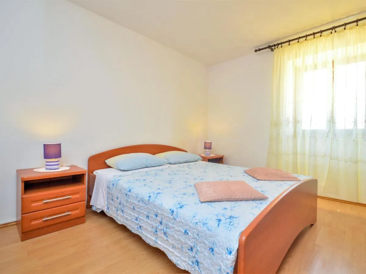 Holiday Home Laura - Pul470 By Interhome 普拉 0*,  克罗地亚