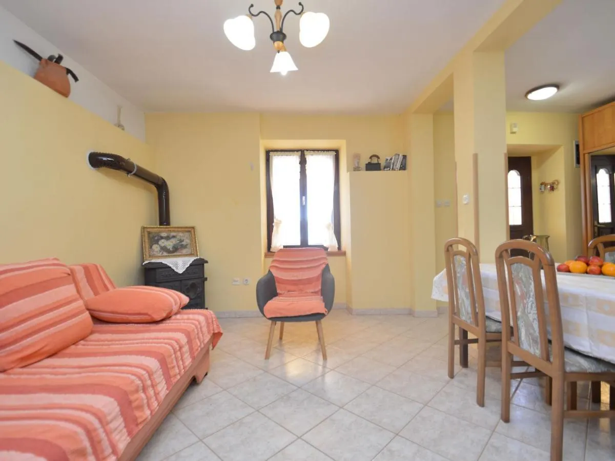 Holiday Home Laura - Pul470 By Interhome 普拉