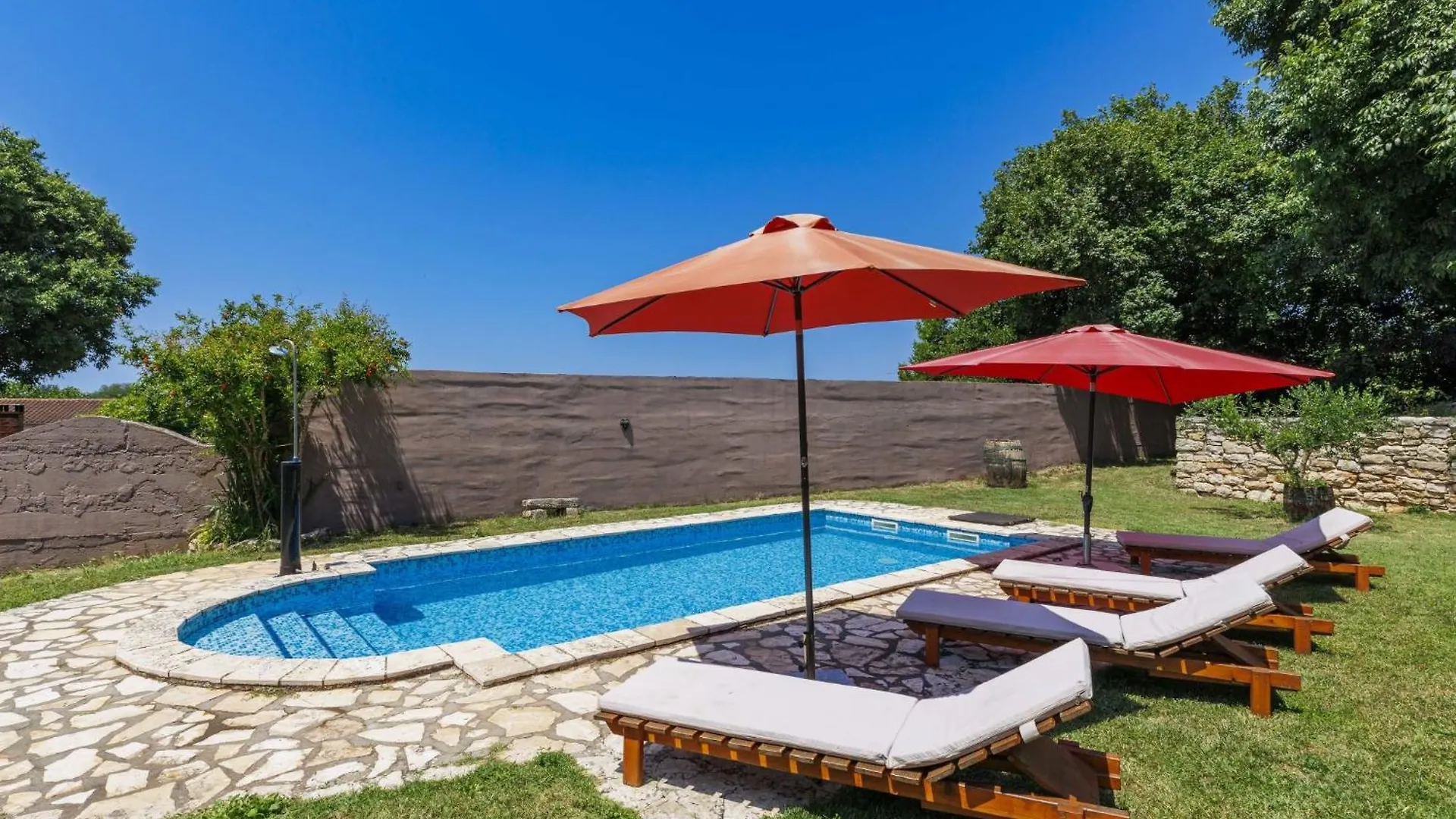 Holiday Home Laura - Pul470 By Interhome 普拉