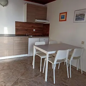 https://apartments-bruno.primorje-gorskikotar.com